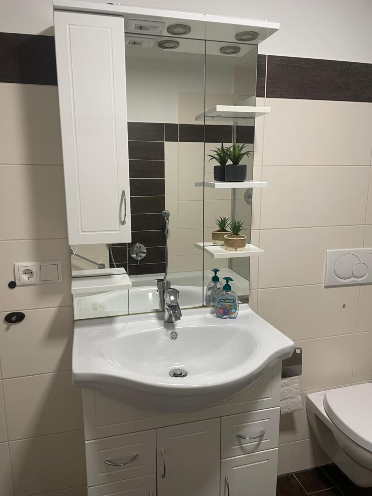 Ferienwohnung Stadtnah Im Gruenen Ravensburg Buitenkant foto
